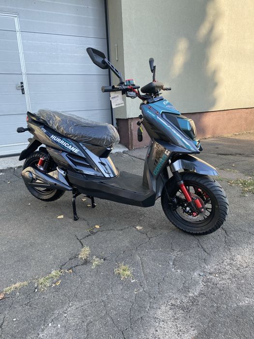 Електроскутер Corso Hurricane 2500W 72V/42Ah Lition