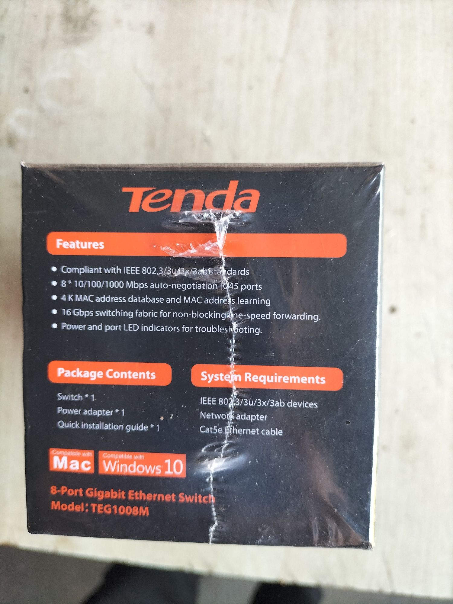 switch ośmioportowy Tenda