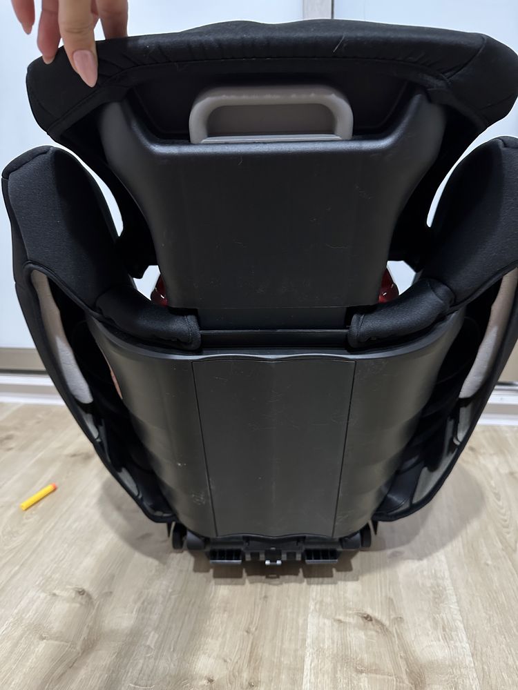 Автокрісло RECARO Monza Nova EVO Seatfix(Core Deep Black)