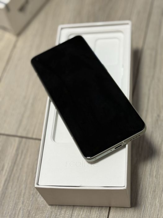 Смартфон Realme GT 2 Pro 5G 12/256Gb Paper Green