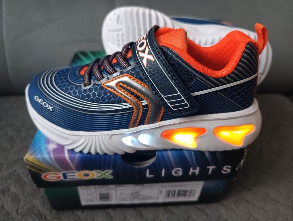 Buty świecące Geox 29 nowe