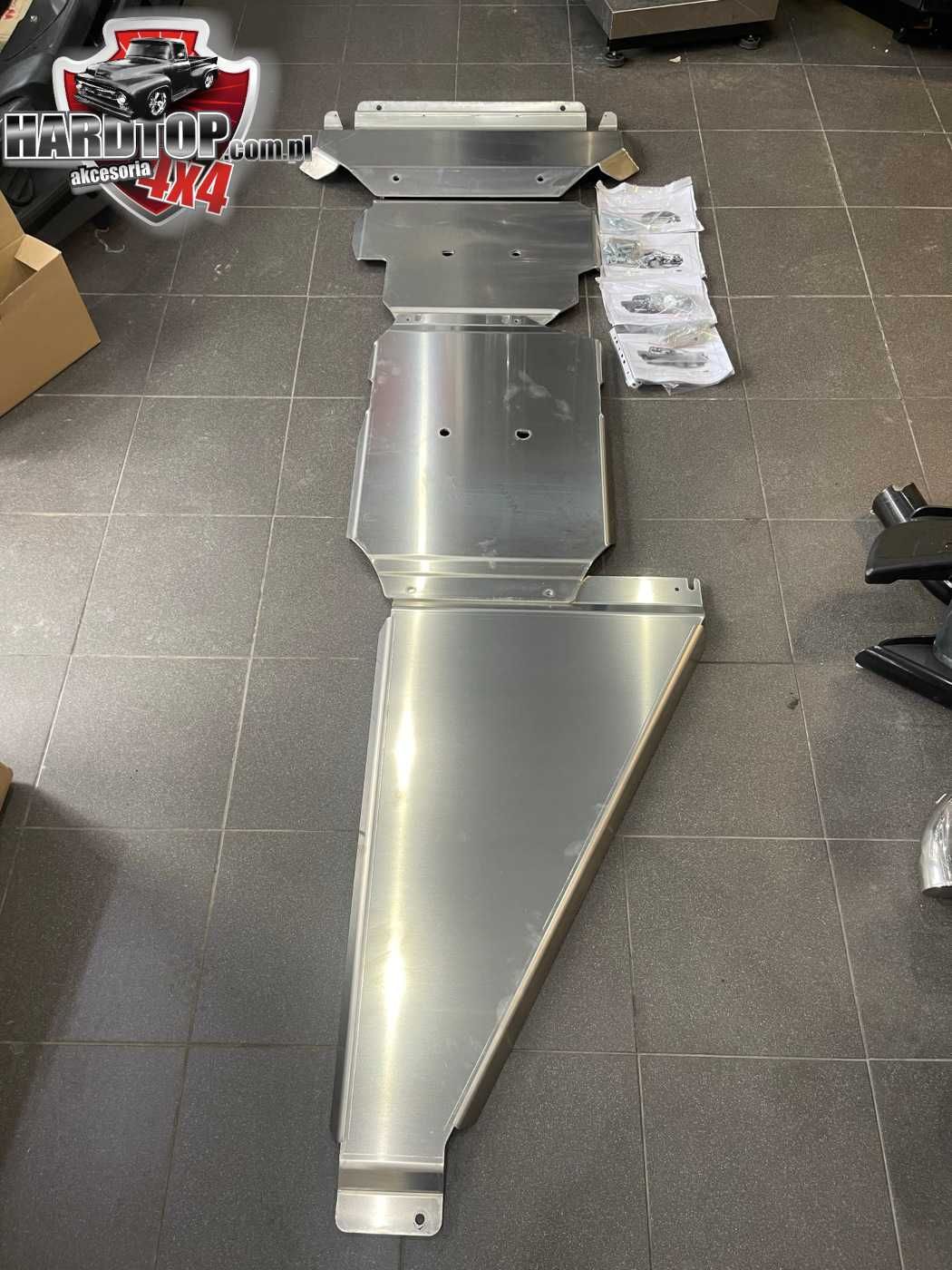 Osłona SILNIKA Osłony POD SILNIK Aluminiowe Nissan Navara D23 NP300