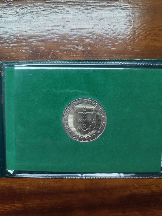 Moeda de 250$00 escudos 1984