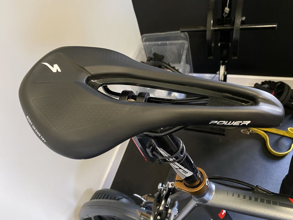 Siodełko Specialized Power Comp 143mm