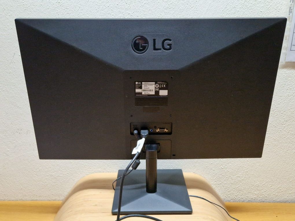 Monitor LG de 27"