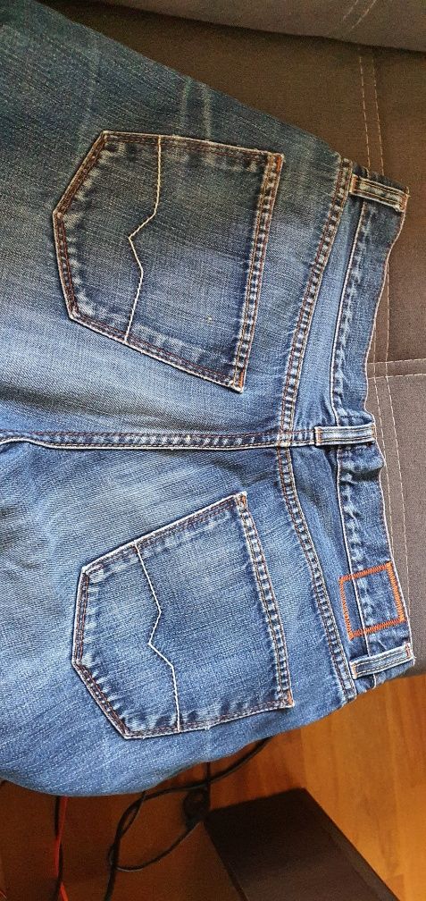 Spodnie jeans Hugo BOSS rozm. W:33, L:34