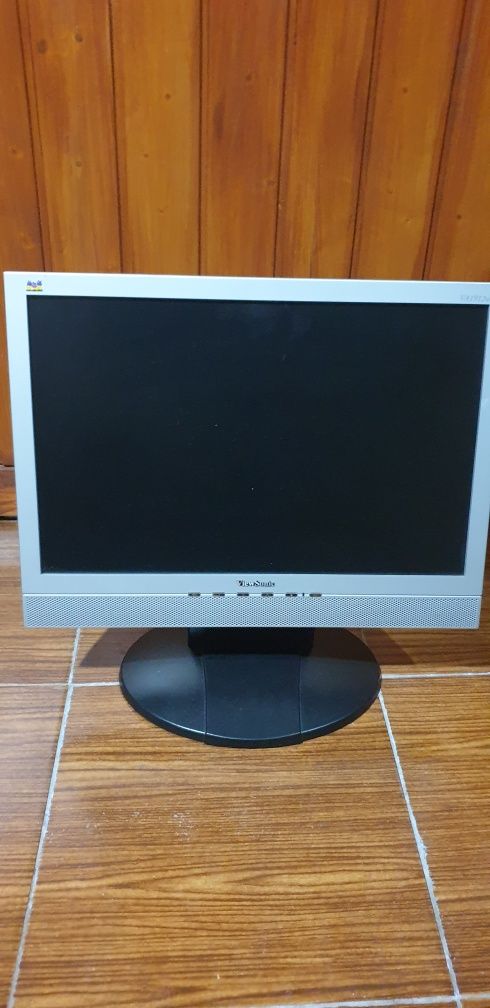 Varios monitor 19" para venda