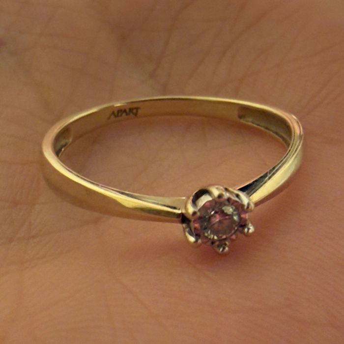 Pierścionek zaręczynowy Apart 585