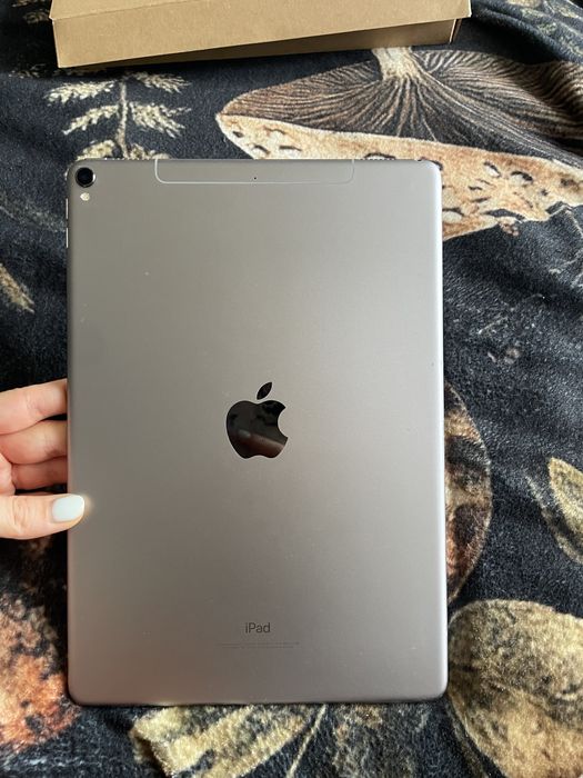 iPad Pro 10.5 space grey LTE+Wifi 64gb