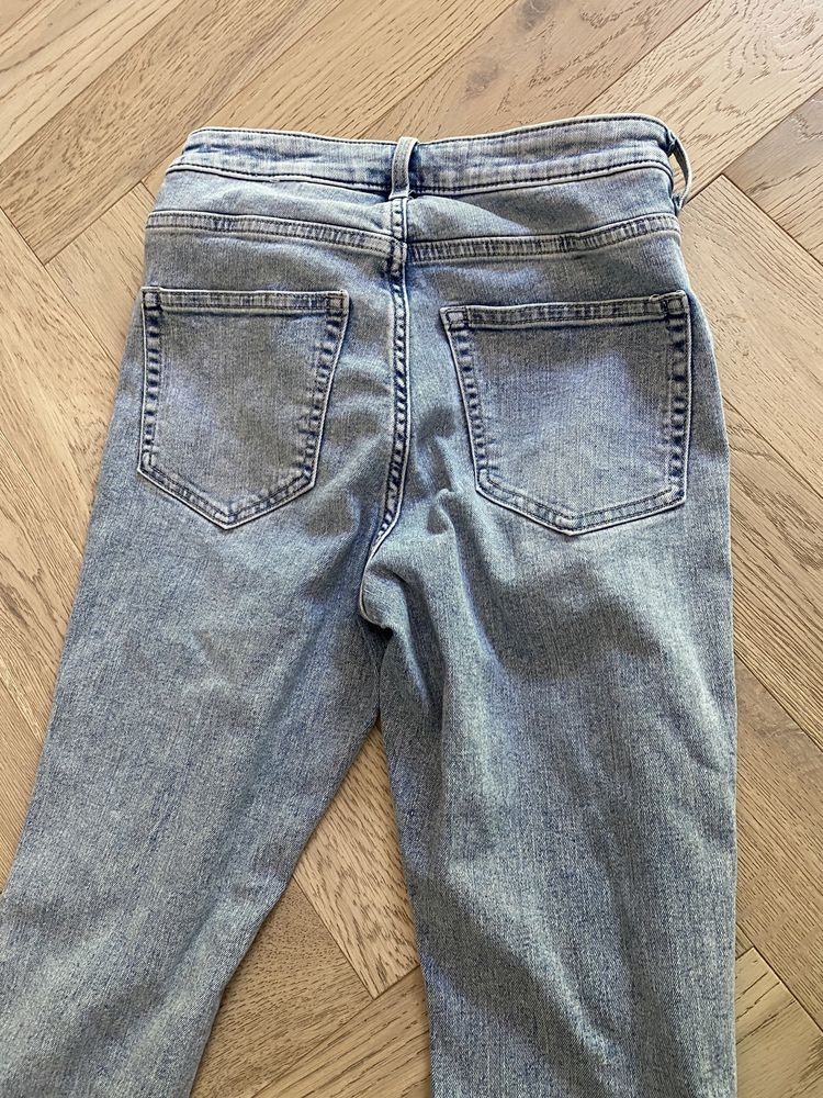 Jeansy z dziurami na kolanach ROZMAIR 34 xs H&M