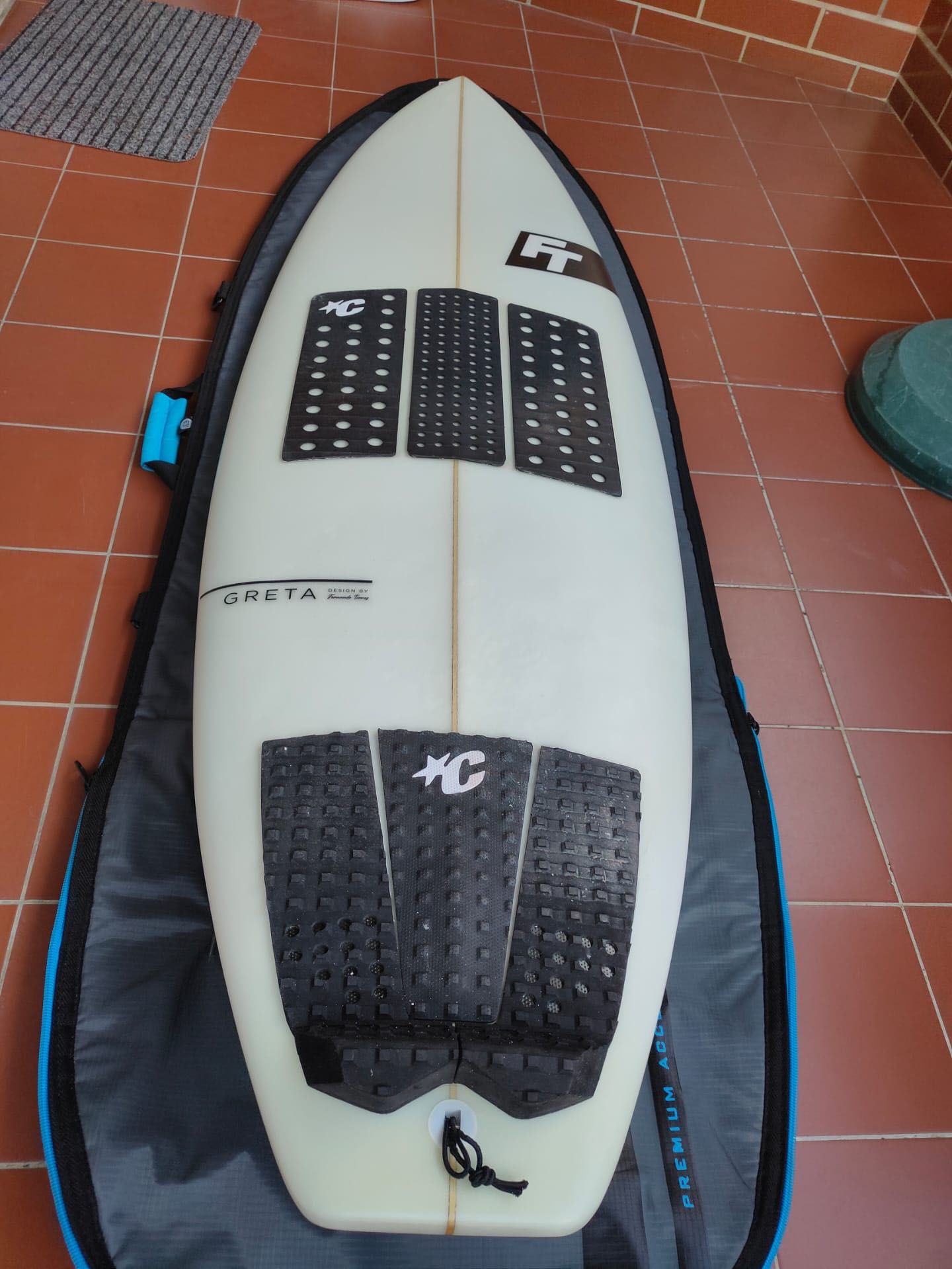 Prancha de Surf 6.0 semi-nova PU