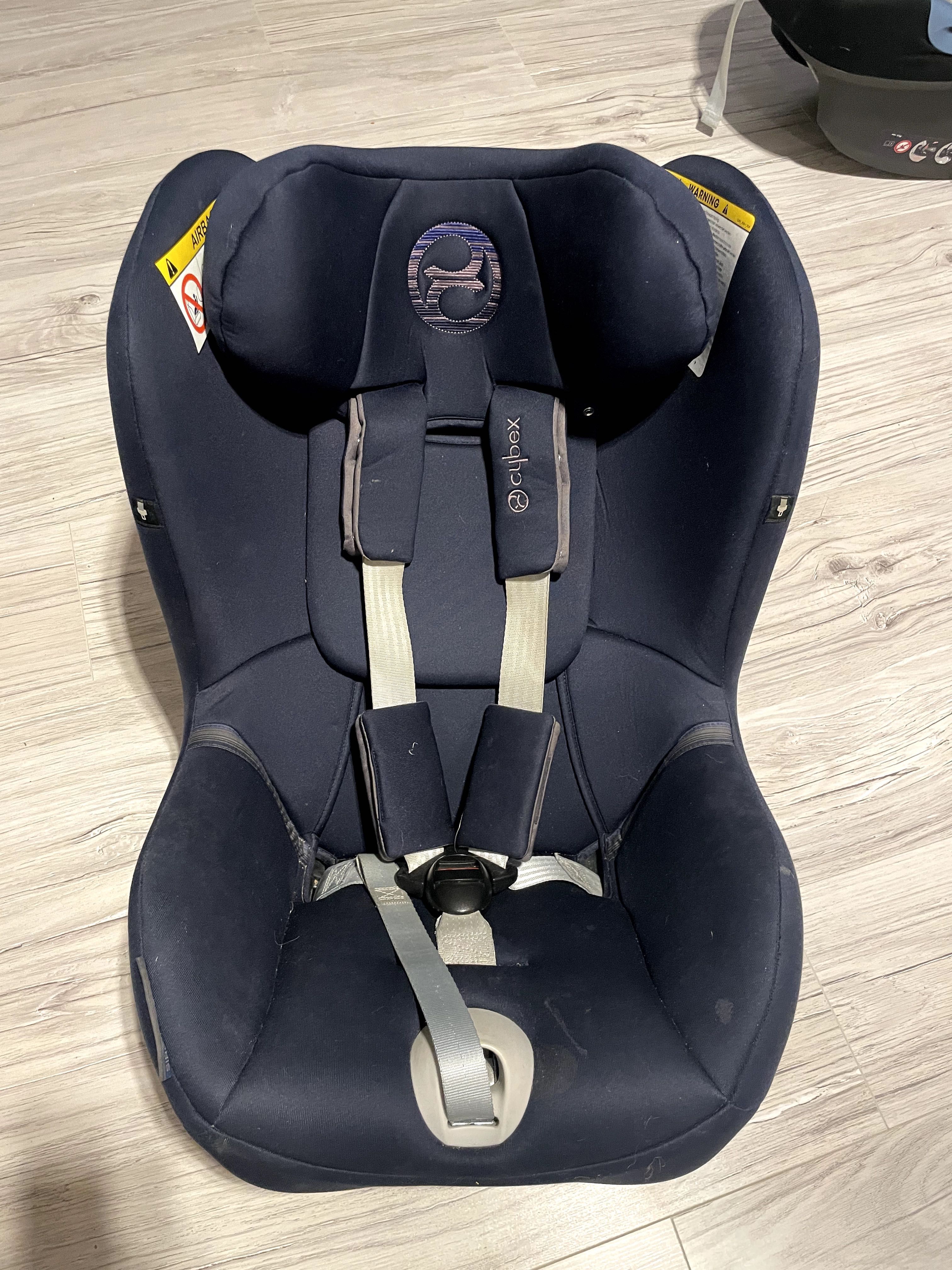 Komplet - baza Cybex Base M i foteliki Atom M oraz Sirona M2 i-size