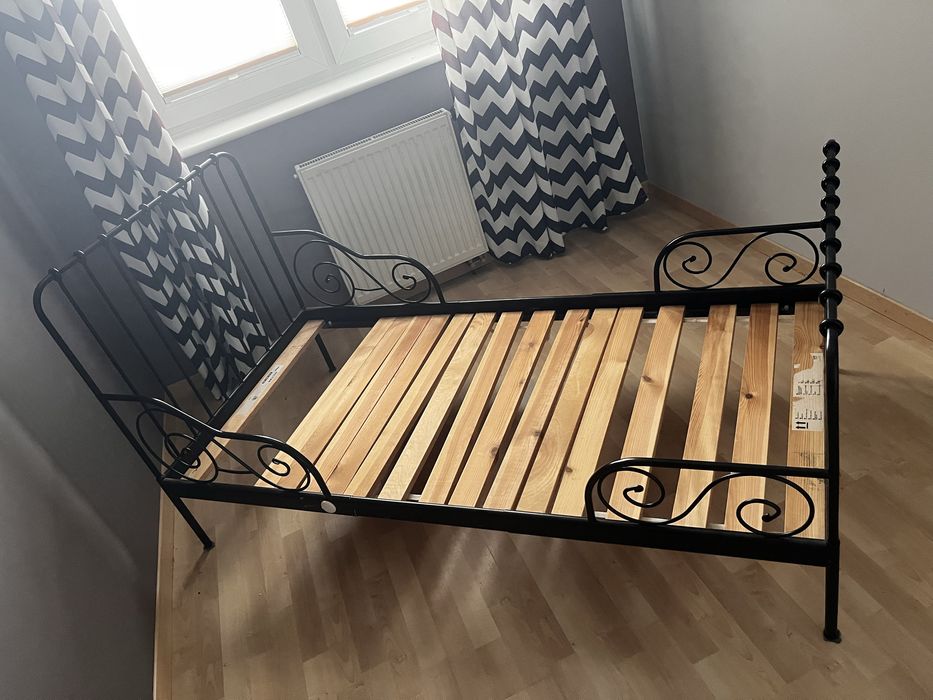 Łóżko z Materacem metalowe ikea