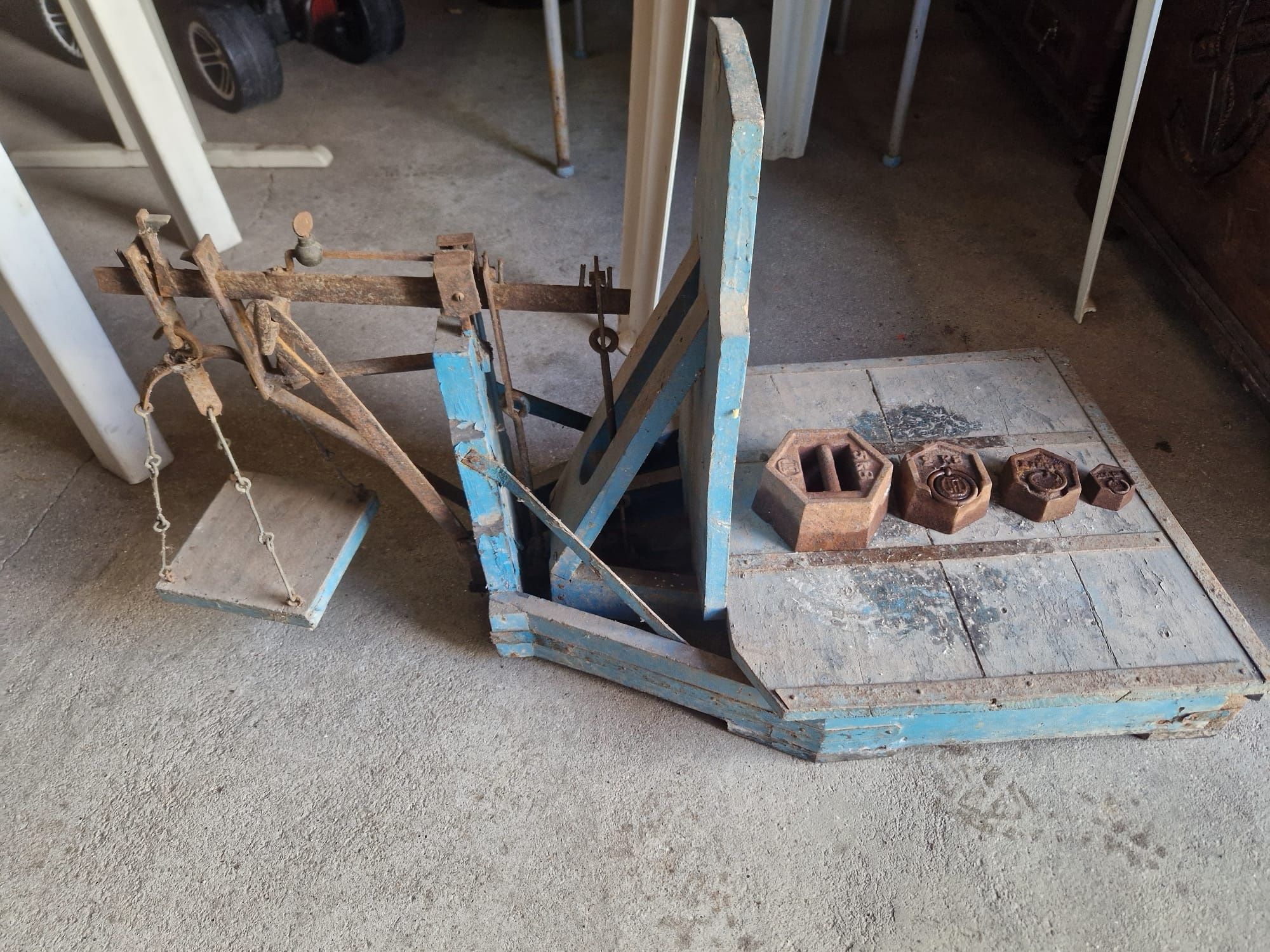 Vendo balança antiga