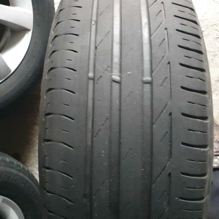 Продам летнюю резину с дисками (Bridgestone Turanza,  Rapid)