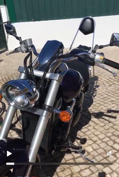 Suzuki Intruder M800