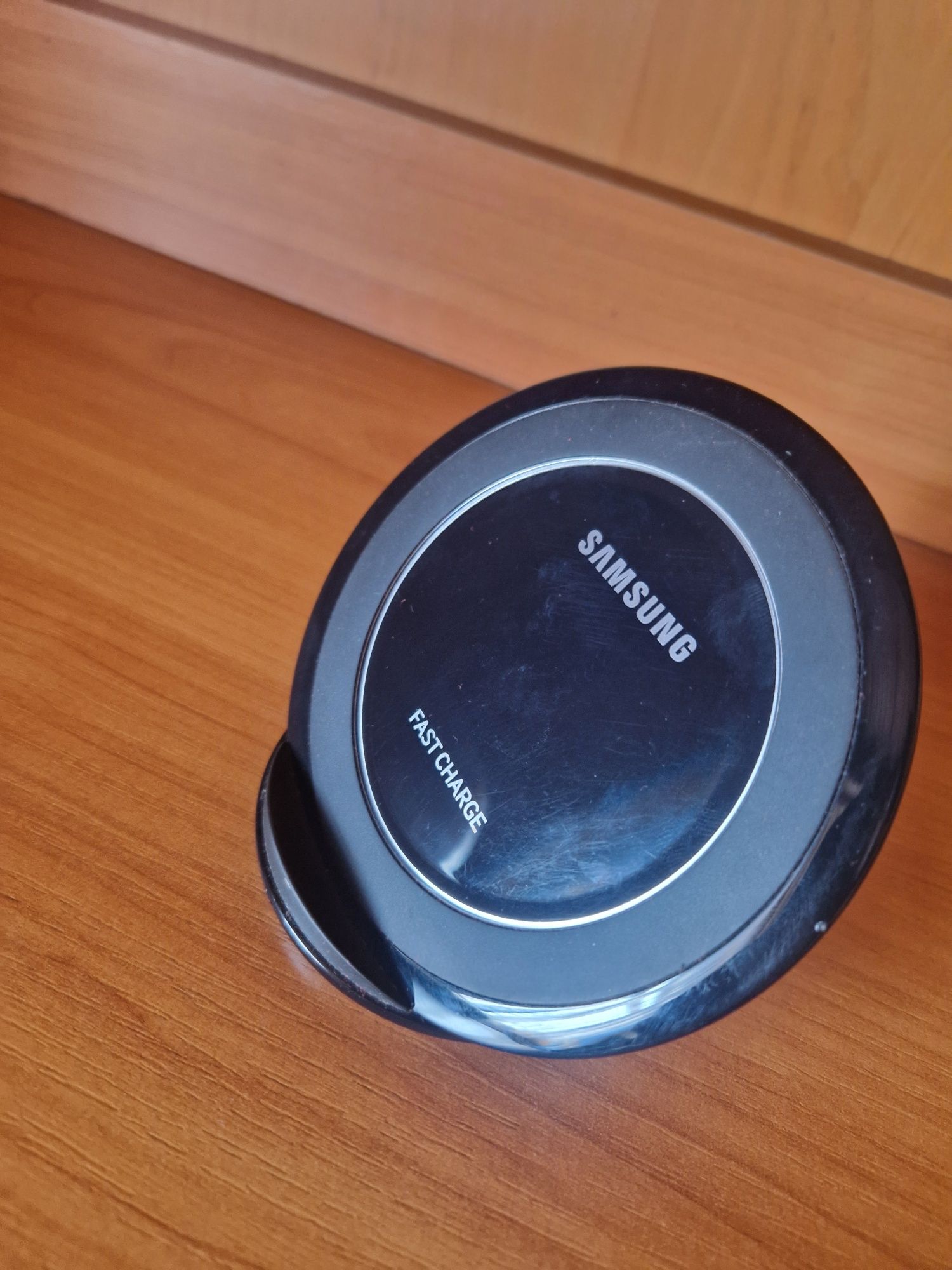 Ładowarka bezprzewodowa samsung