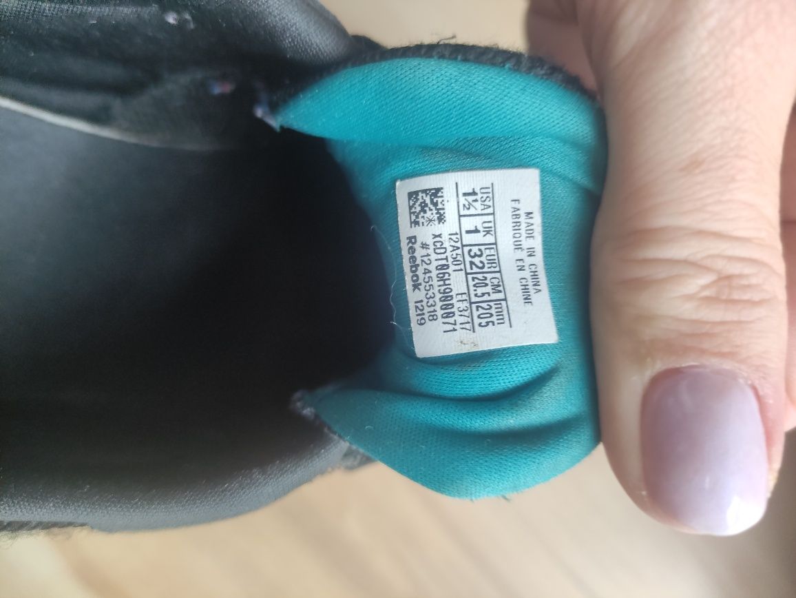 Buty Reebok chłopięce 32