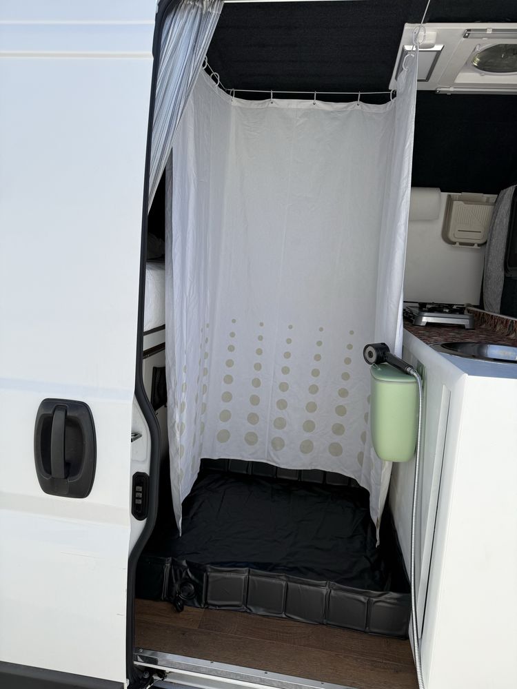 CARRINHA / Autocaravana 2021 C/ 33000Kms
