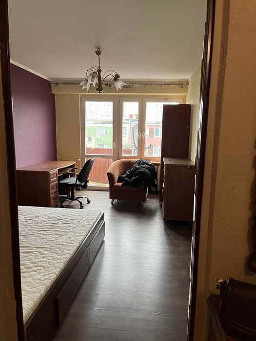 Sprzedam 3-pokojowe mieszkanie 49 m² – ul. Łęczysk 10/14