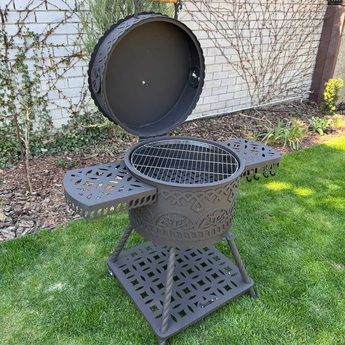 Вугільний гриль "Дракар" з кришкою і полицями, товщина 4мм