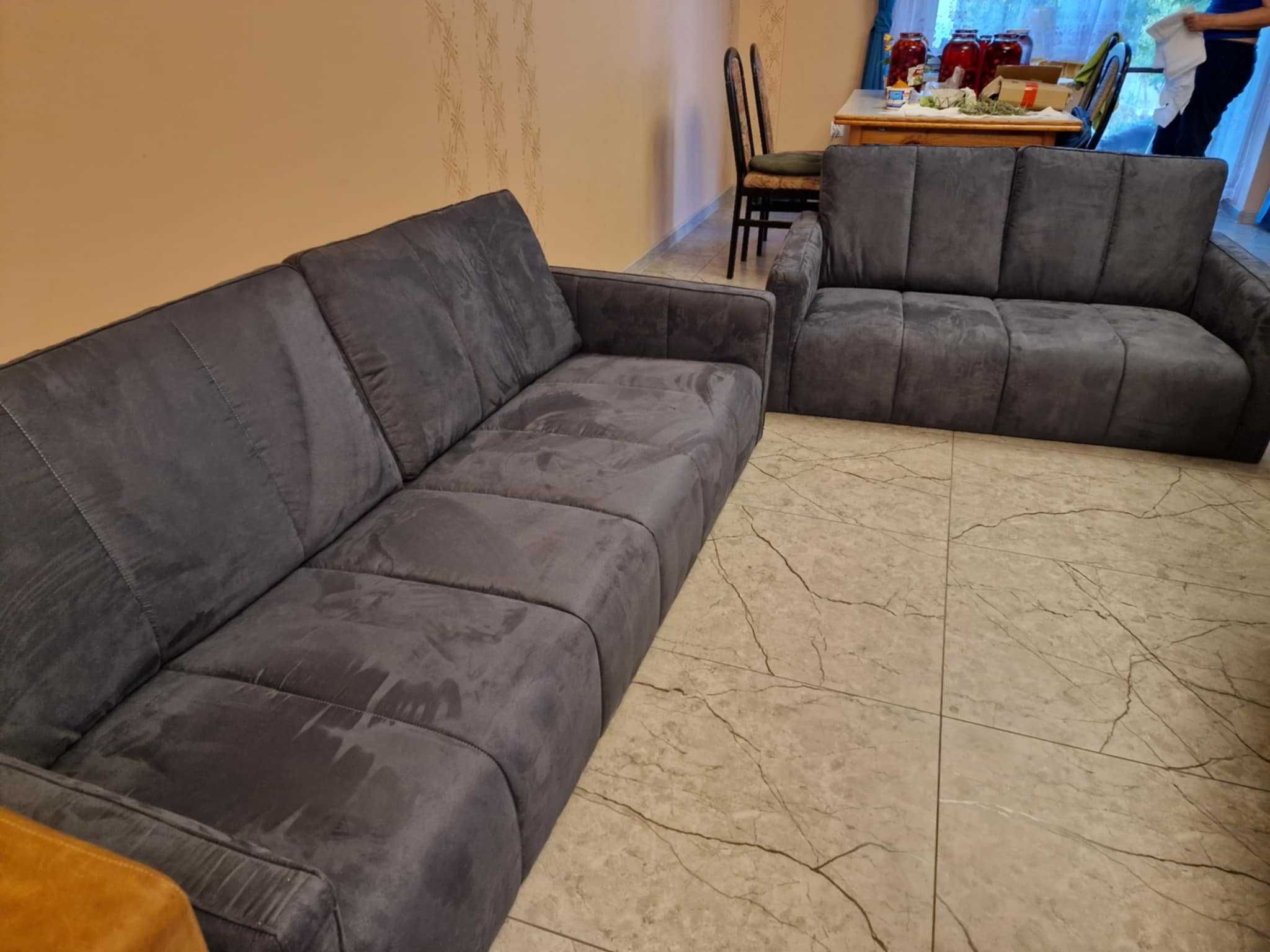 2 sofy i narożnik