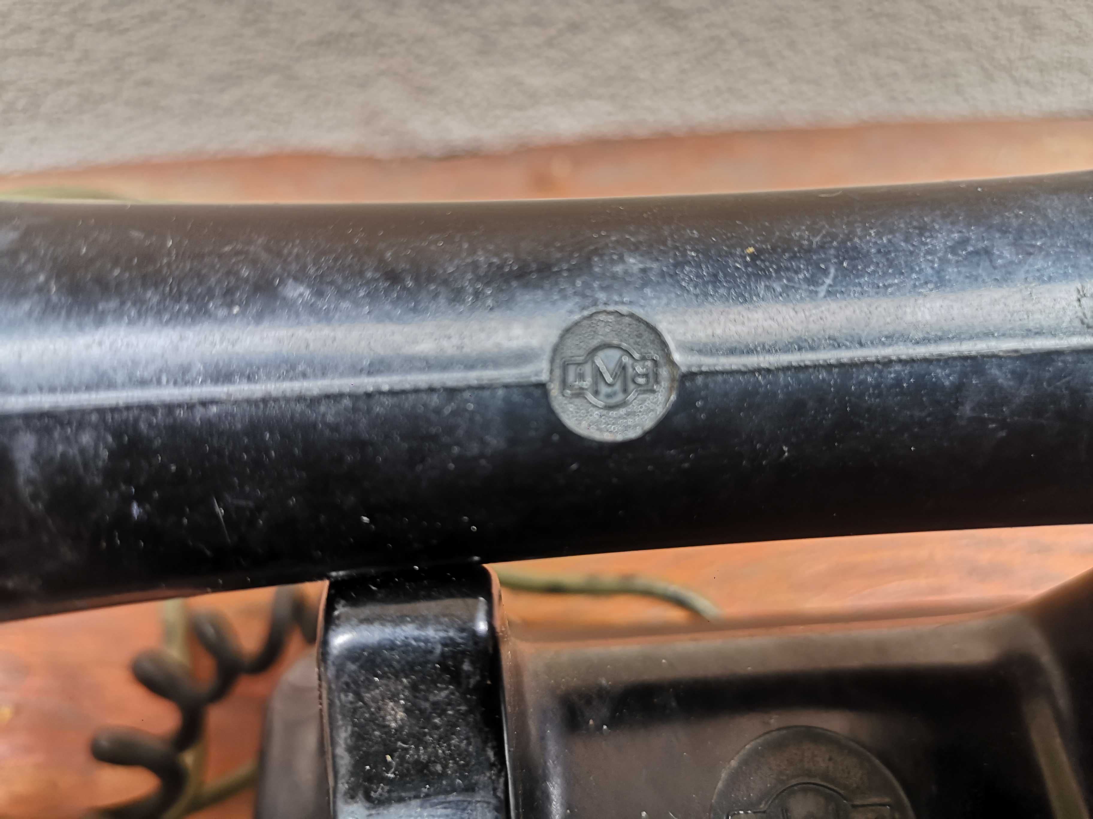 Stary zabytkowy telefon rwt 1957r z kablem zasilającym