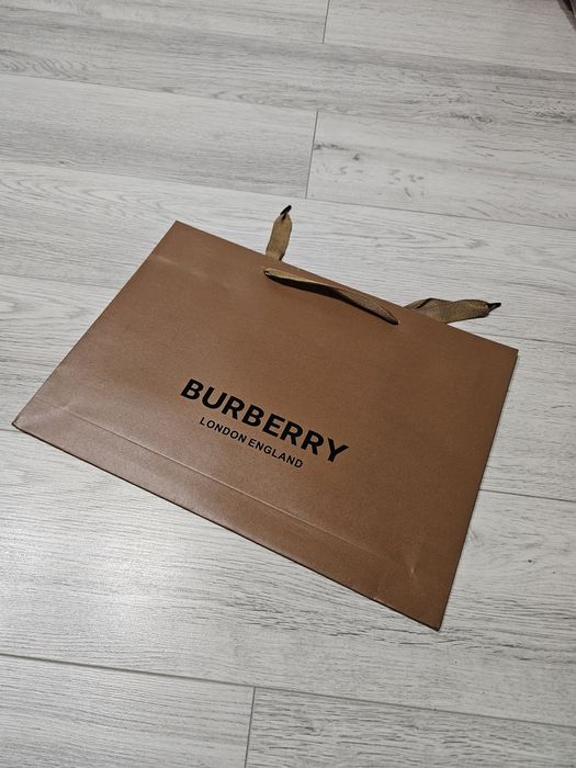 Piękny nowy szalik Burberry 100% kaszmiru wszystko  w zestawie