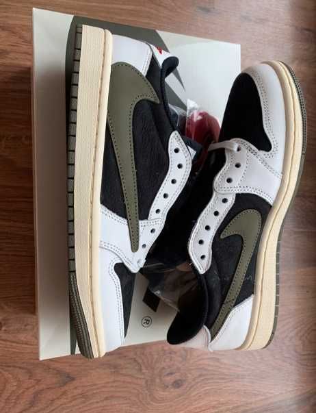 nowe Nike_Jordan1RetroLowTravisScottOlive RRR.39