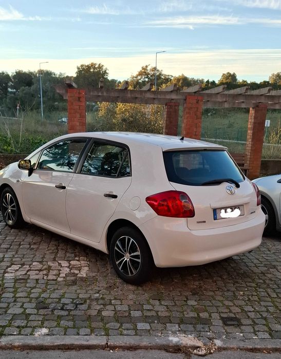 Toyota Auris 2009