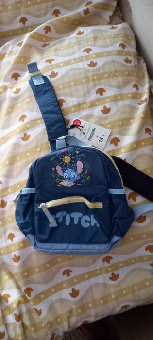 Mochila infantiu nova