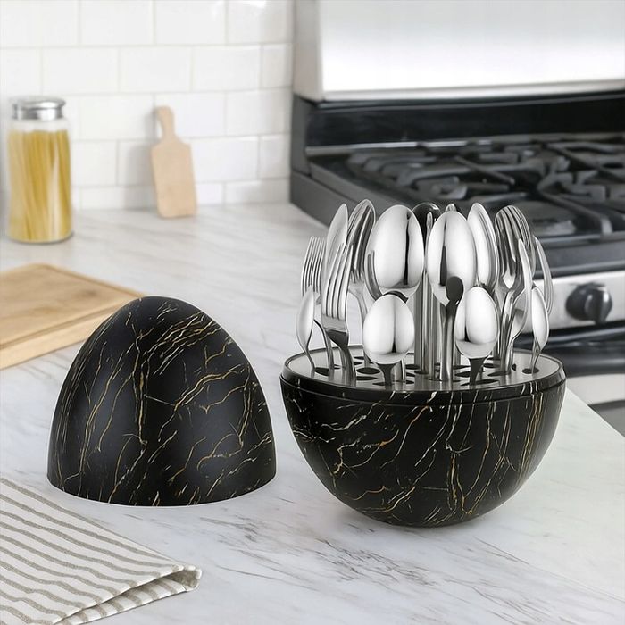 Sztućce 24el w ozdobnym jajku