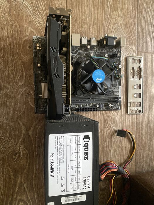 Asus H110M-K, intel pentium g4600, GTX 1060 6gb, QUBE 400W
