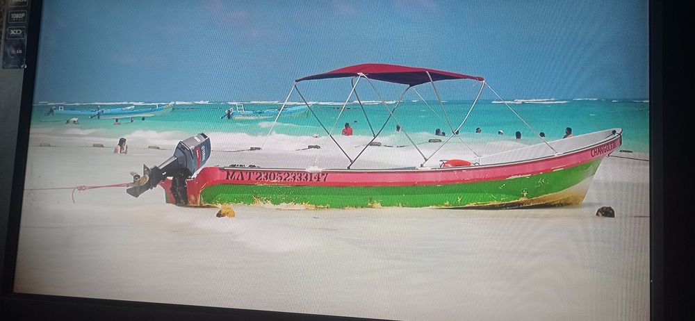 Продам телевизор ЖК LG 32 . 3.200 гр,TH-42PVB.3300гр,б/у Киев