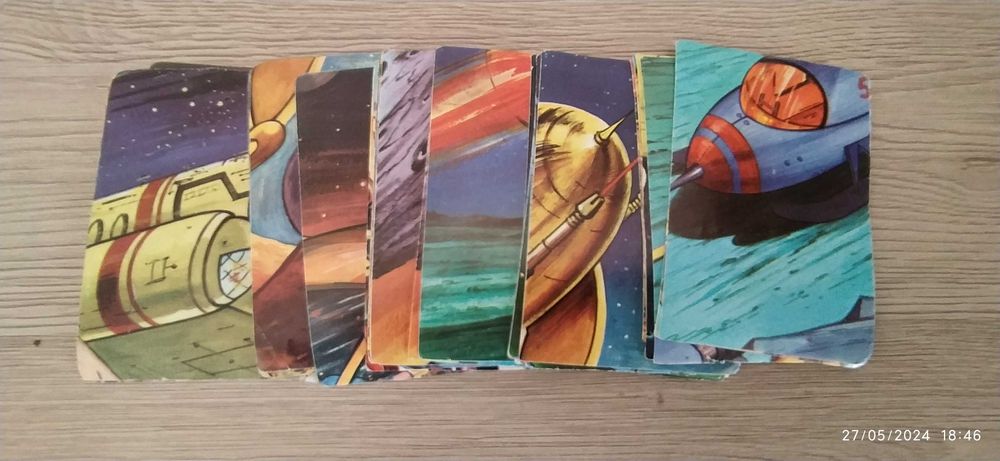 Cromos Caderneta Ag. Port. Revistas "Naves espaciais 2000 a 2050"