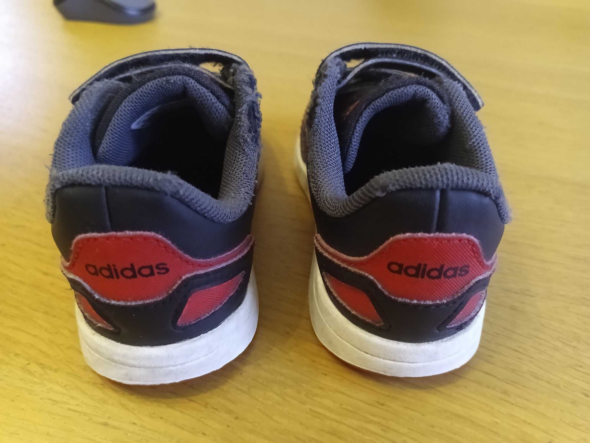 Buty Buciki Adidas / ORYGINALNE / SPRAWNE / na rzepy / DARMOWA DOSTAWA