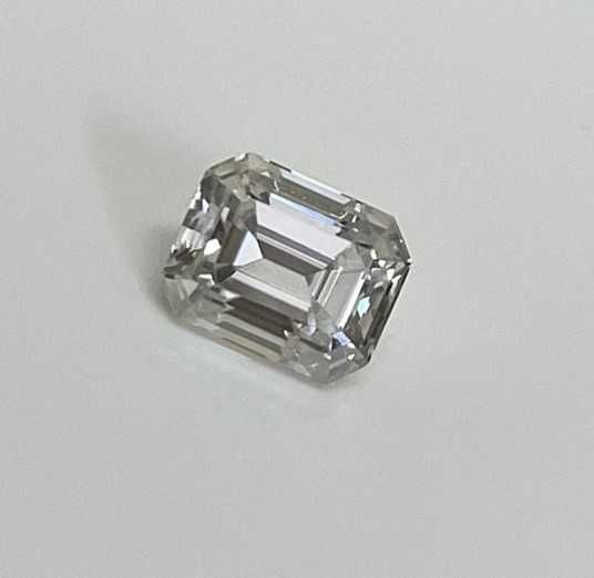 Diament Moissanit Szmaragd 5mmx7mm- 1CT VVS1-D