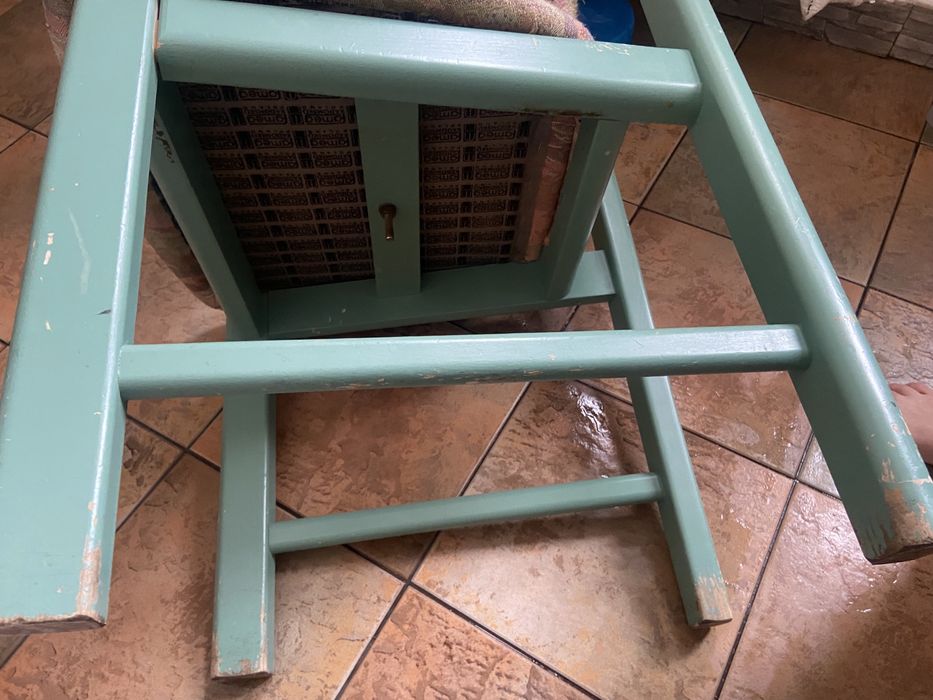 Fameg Radomsko krzeslo do renowacji tapicerowane drewniane