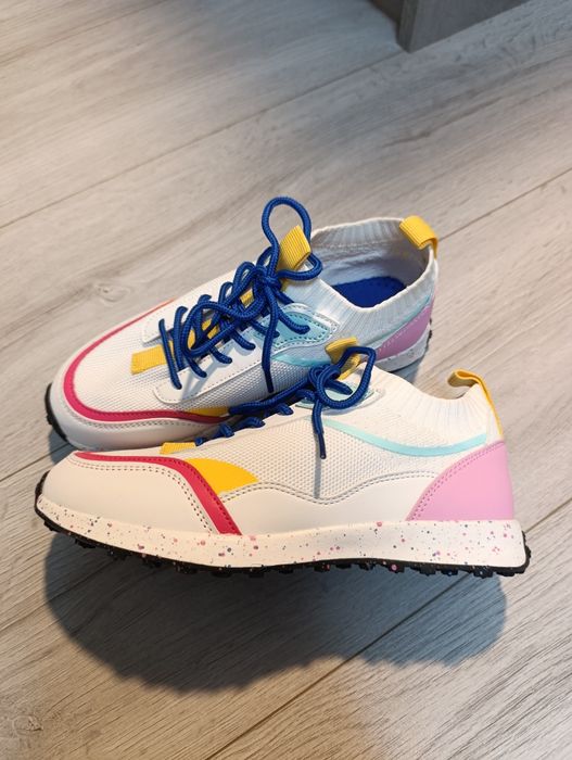 Кросівки Reserved 23.5 см