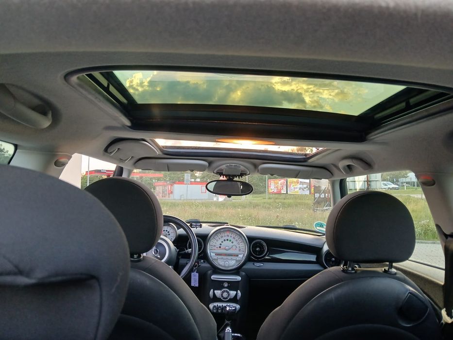 Mini Cooper z 2009 r.