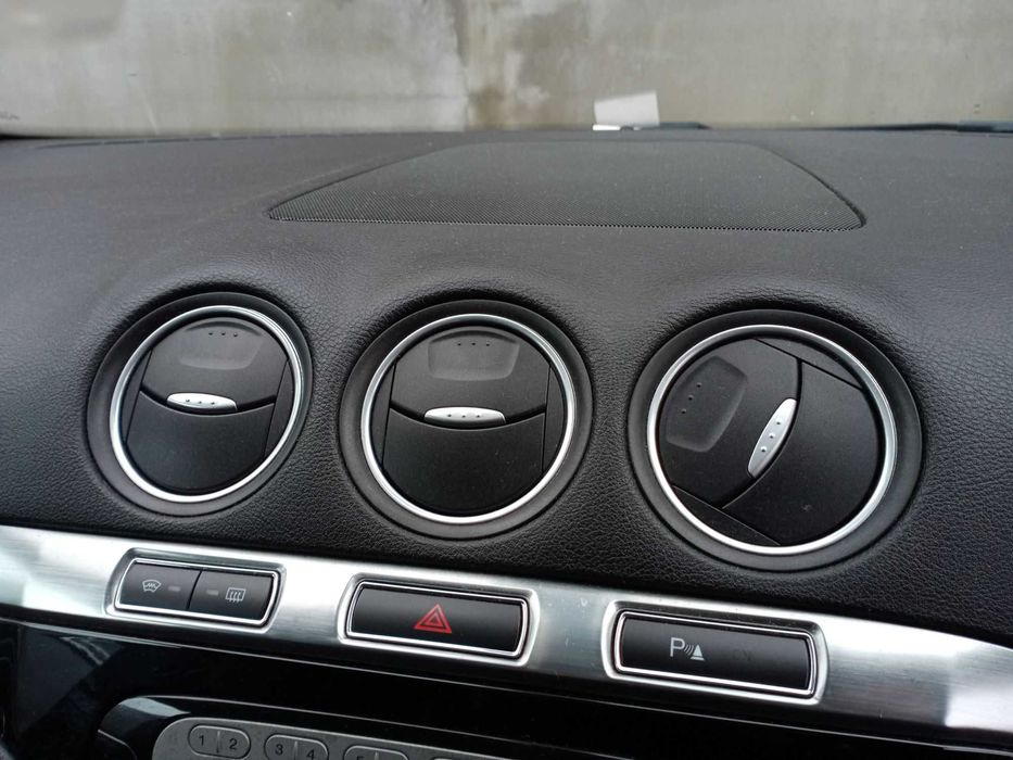 Mondeo MK4 S-Max MK1 Galaxy MK3 / Lift - Kratka Nawiewu Wentylacyjna