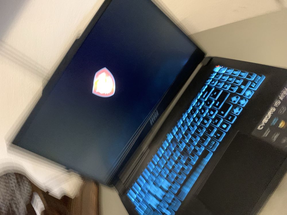 Portatil Gaming Msi Cyborg 15