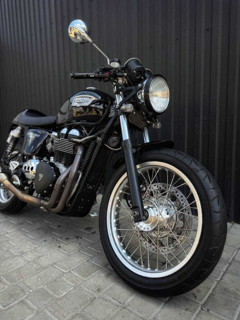 2005 Triumph Thruxton