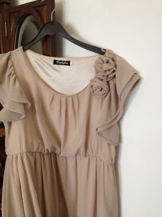 Vendo vestido rosa-velho vintage com pouco uso