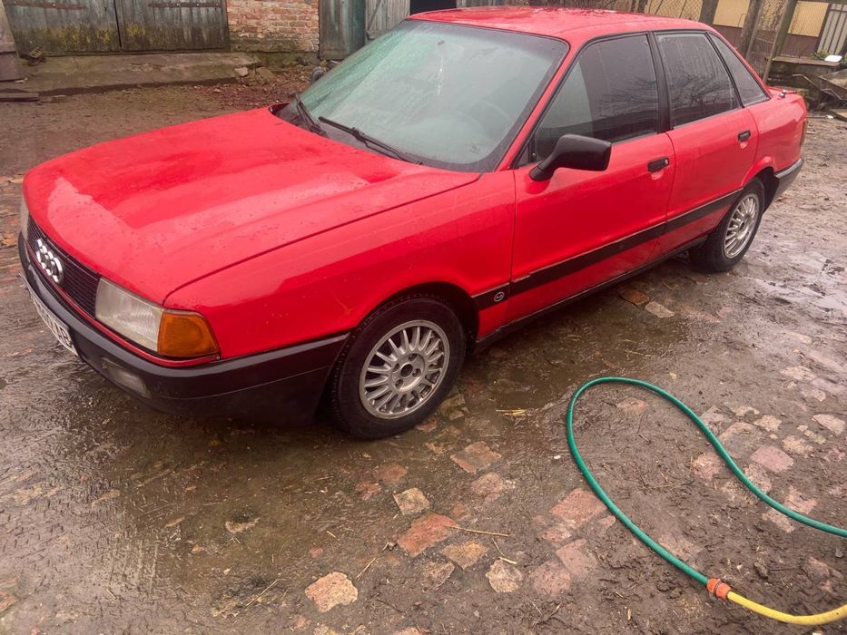 Продам AUDI 80. b3
