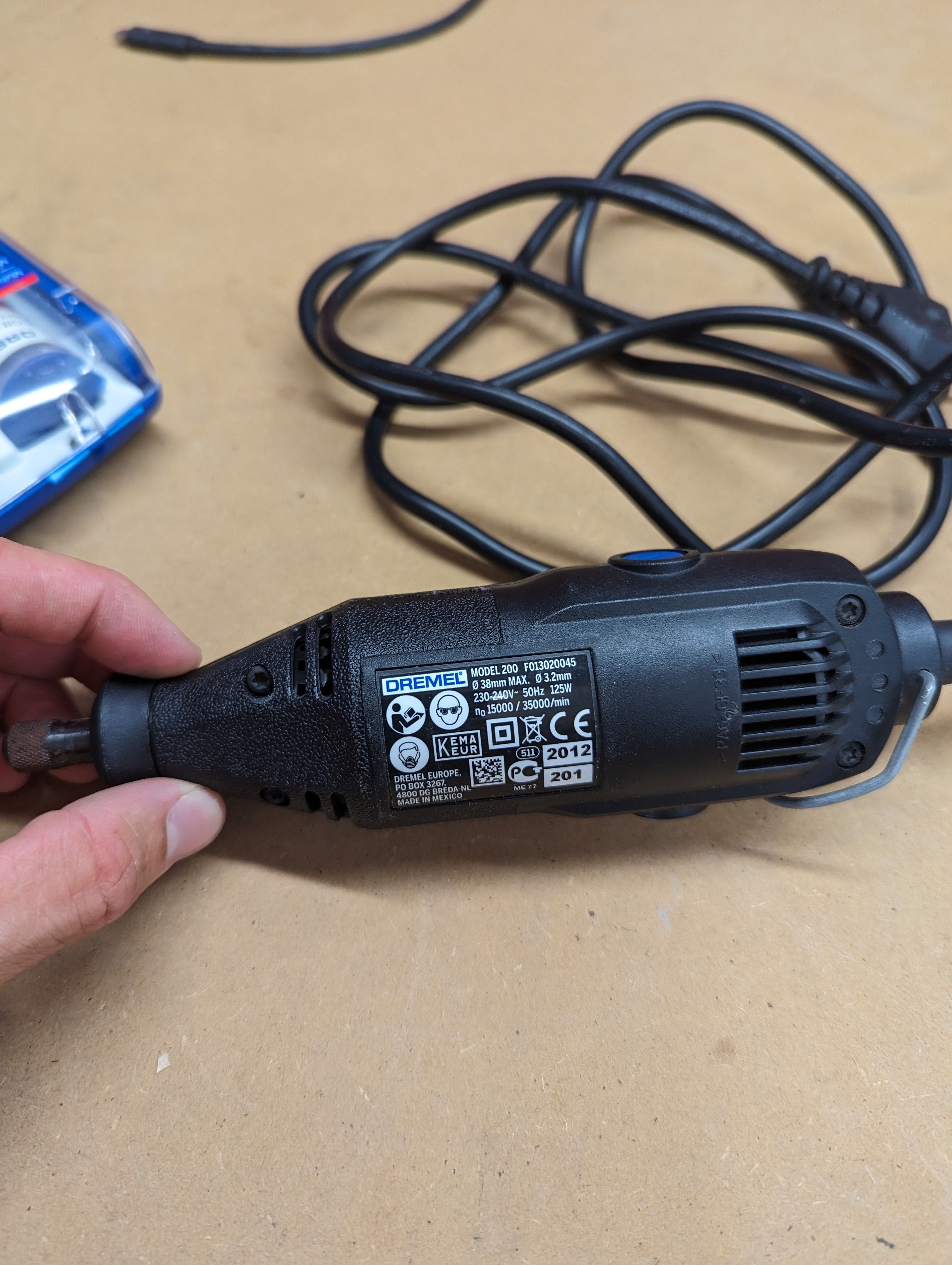 Dremel 200 usada 1 vez