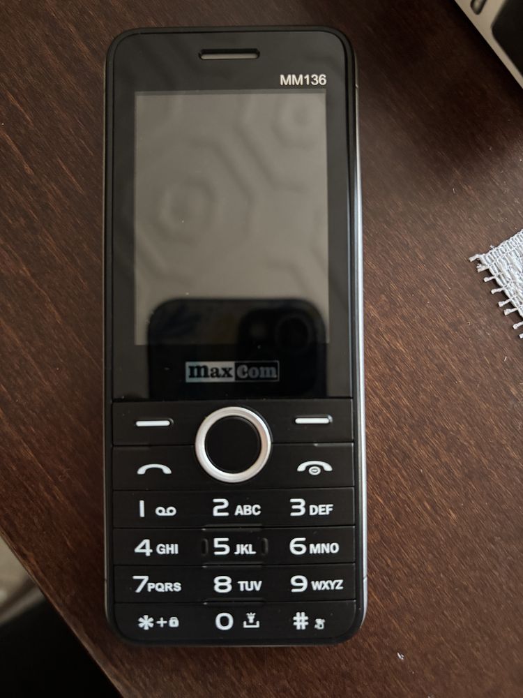 Maxcom MM136 telefon dla seniora