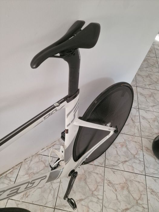 Rower do jazdy na czas Felt DA2 56