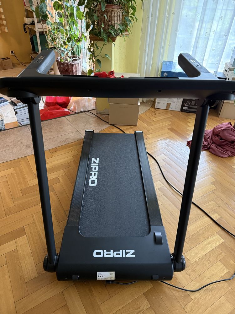 Bieżnia Zipro  Pacto elektryczna