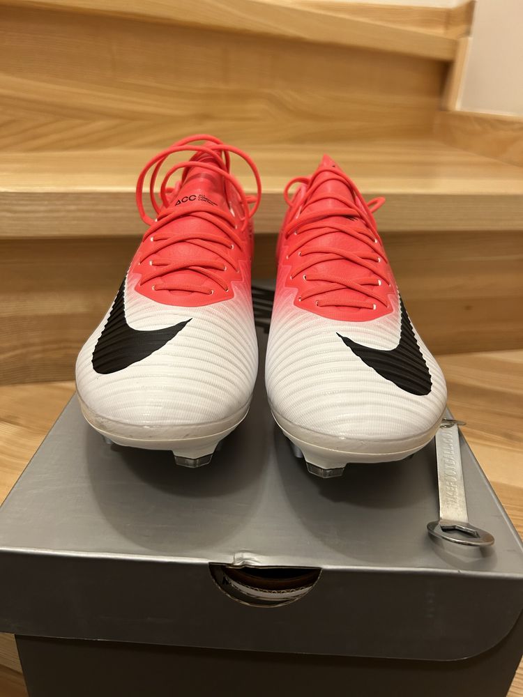 Nowe korki Nike Mercurial Vapor XI SG-PRO rozmiar 42